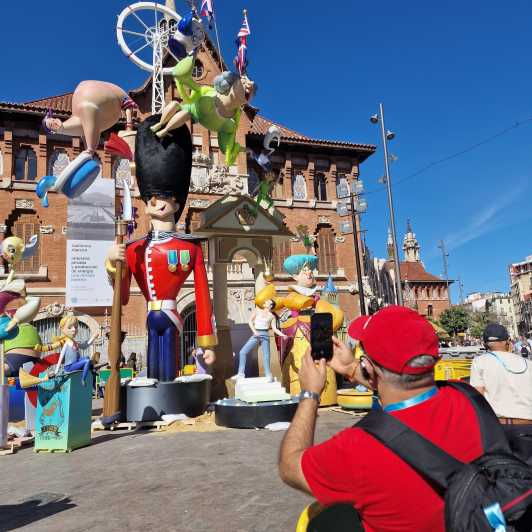 valencia-fallas-festival-walking-tour-with-entry-ticket
