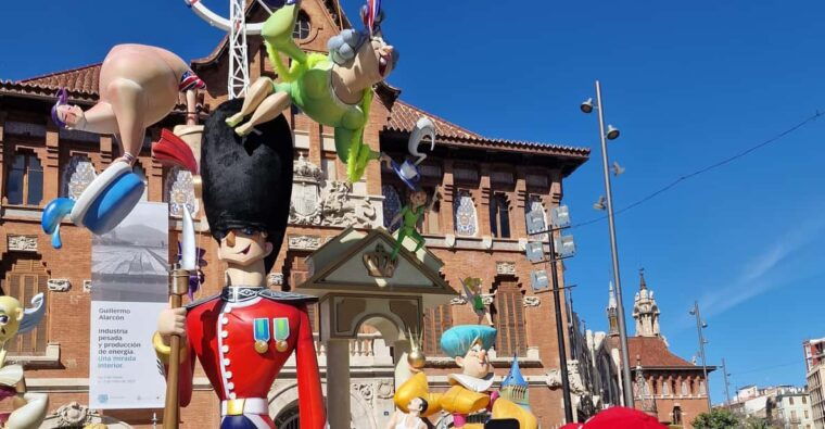 valencia-fallas-festival-walking-tour-with-entry-ticket