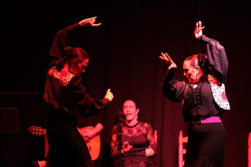 valencia-flamenco-show-at-ca-revolta-theater