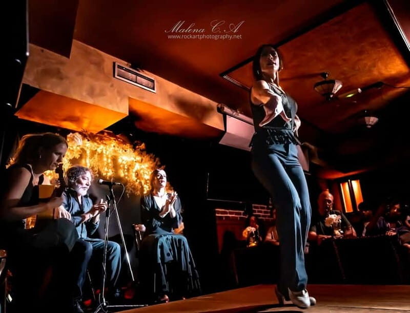 Valencia: Flamenco Show at La Reina - Key Points