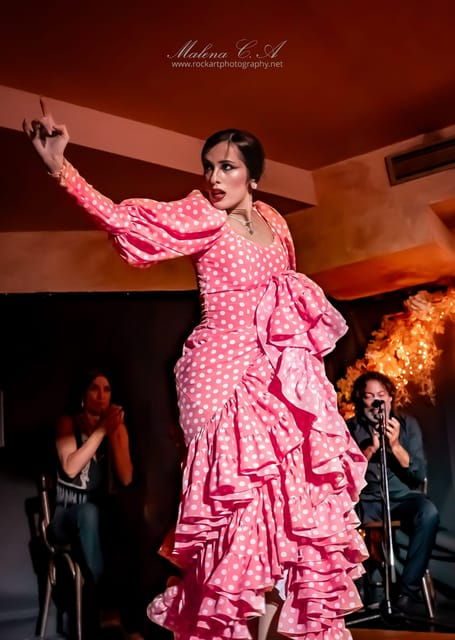 valencia-flamenco-show-at-tablao-la-reina