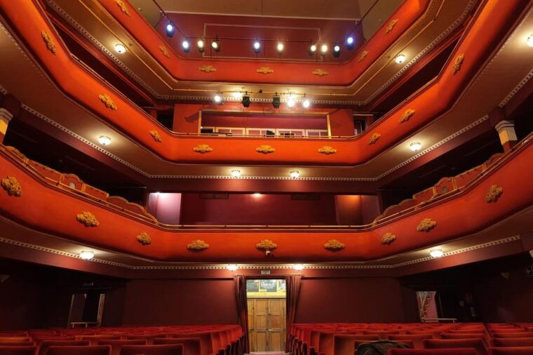 valencia-flamenco-show-teatre-tablao-flamenco-in-teatro-talia