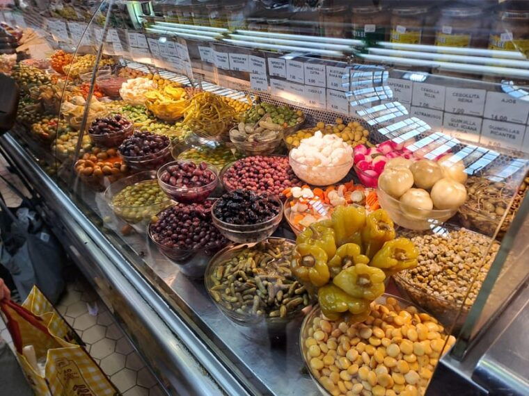 valencia-food-tour-with-tapas-drinks-with-a-local-2