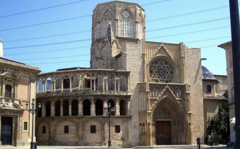 valencia-group-walking-tour