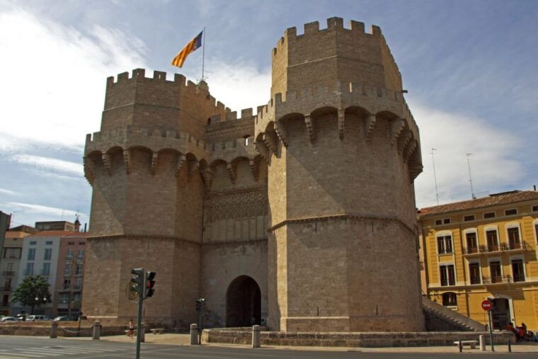 valencia-group-walking-tour