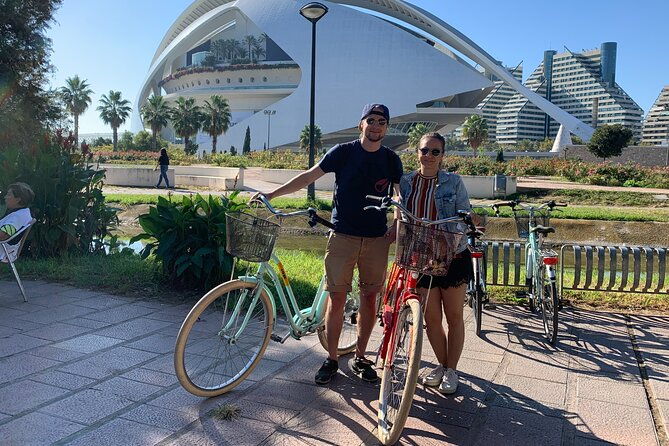 valencia-guided-bike-or-e-bike-tour-in-small-group