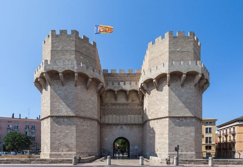 valencia-guided-city-walking-tour-with-tapas-tastings