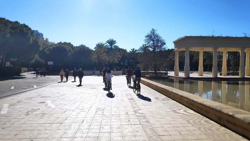 Valencia: Highlights Bike Tour with a Guide - Who Will Love This Tour?