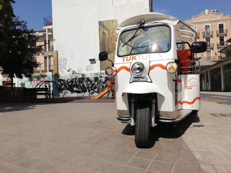 Valencia: Historical Tuk Tuk Tour (1h) - FAQ