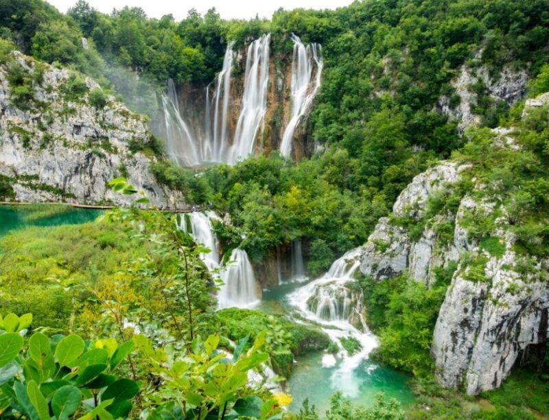 valencia-natural-wonders-exploring-the-top-4-waterfalls