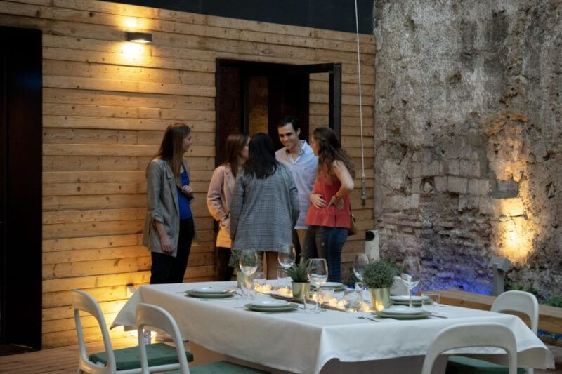valencia-old-town-tour-wine-tapas-in-an-11th-c-monument