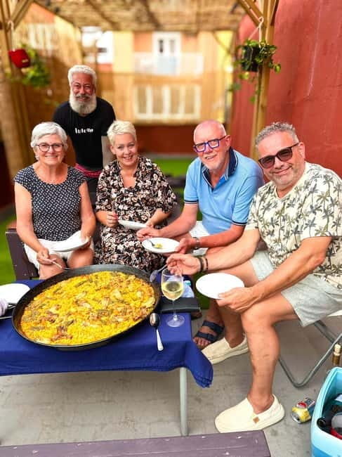 Valencia: Paella Cooking Class with Tapas and Drinks - Key Points