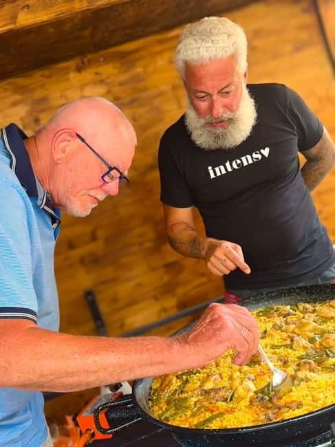 Valencia: Paella Cooking Class with Tapas and Drinks - An In-Depth Look at the Experience
