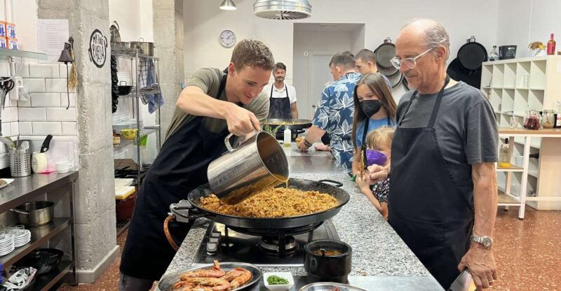 valencia-paella-workshop-tapas-and-ruzafa-market-visit
