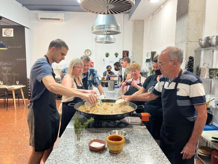 valencia-paella-workshop-tapas-and-ruzafa-market-visit