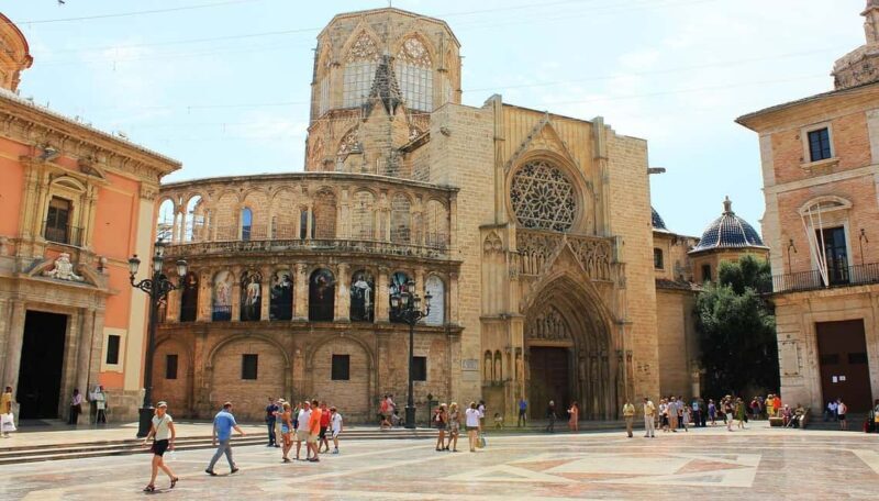 Valencia: Private 2 Hour or Half day City Highlights Tour - Who Is This Tour Best For?