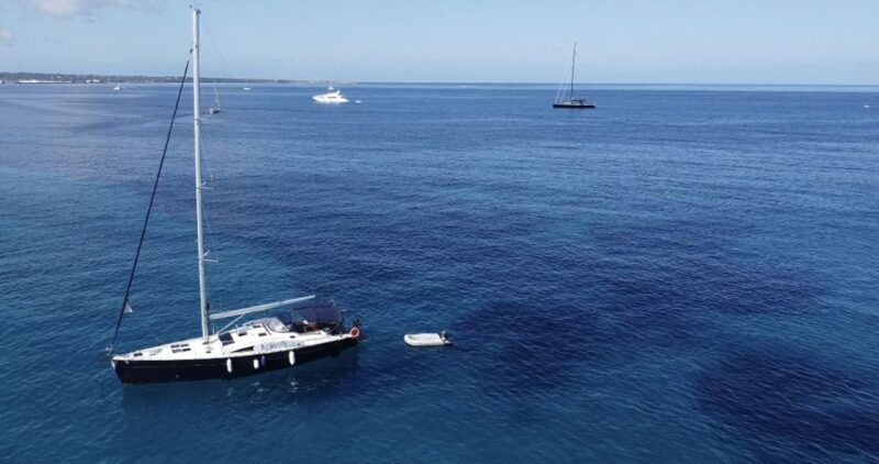 valencia-private-boat-trip-with-paddle-boarding-and-drinks