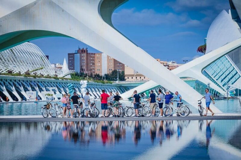 valencia-private-city-tour-on-bike-with-drink-stop