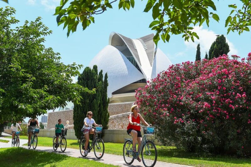 valencia-private-city-tour-on-bike-with-drink-stop