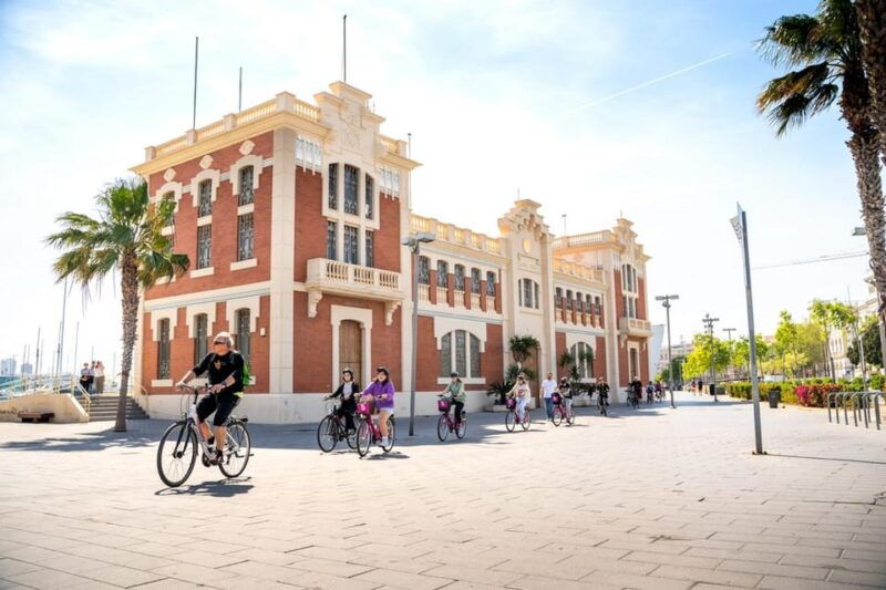 valencia-private-city-tour-on-bike-with-drink-stop