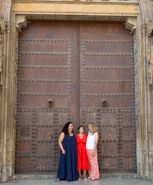 valencia-private-photo-tour-at-the-ciutat-vella