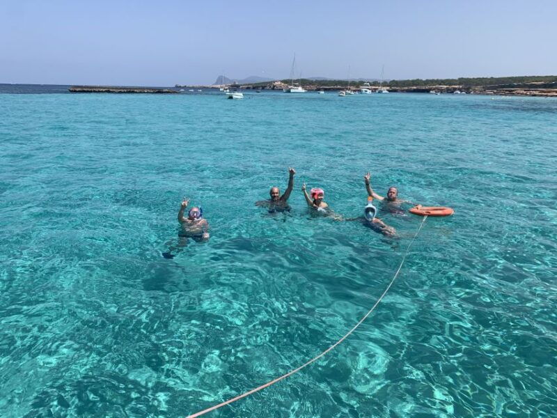 valencia-private-sailing-trip-with-snacks-and-drinks