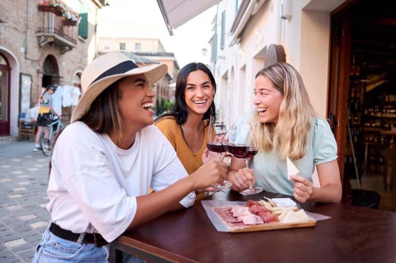 Valencia: Spanish Delights Food & Drink Private Tour - Discovering El Cabanyal: The Heart of Valencia’s Food Scene