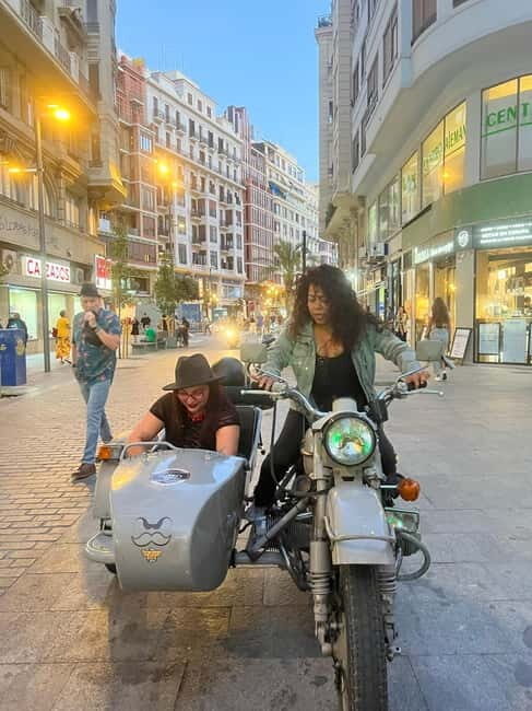 Valencia: The Highlights Tour in Vintage Sidecar - The Experience in Practice