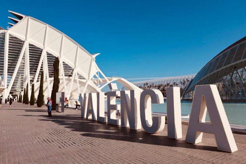 valencia-top-25-highlights-guided-bike-tour-2