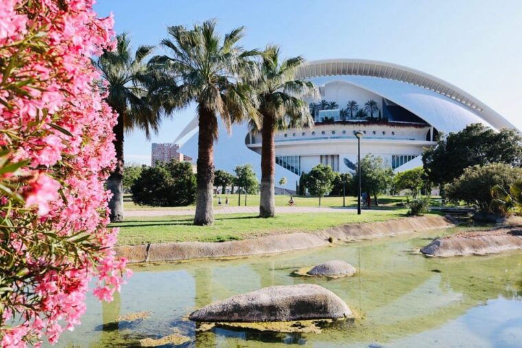 valencia-top-25-highlights-guided-bike-tour-2