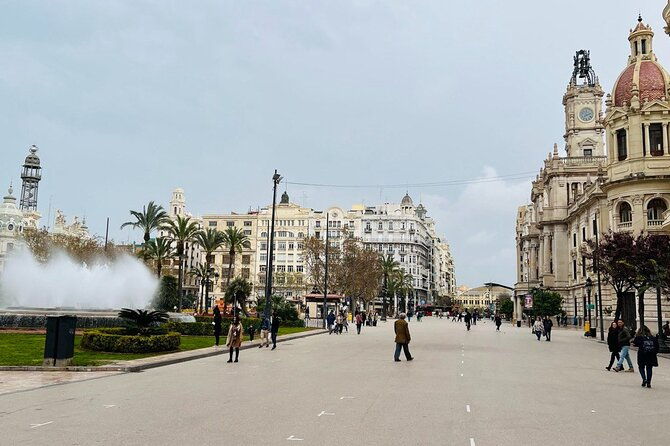 valencia-top-25-highlights-guided-bike-tour