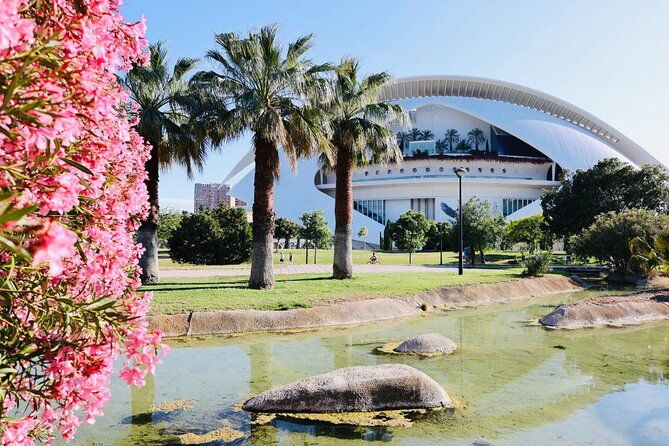 valencia-top-25-highlights-guided-bike-tour