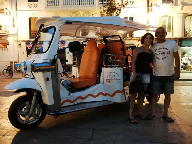 valencia-tuk-tuk-city-tour