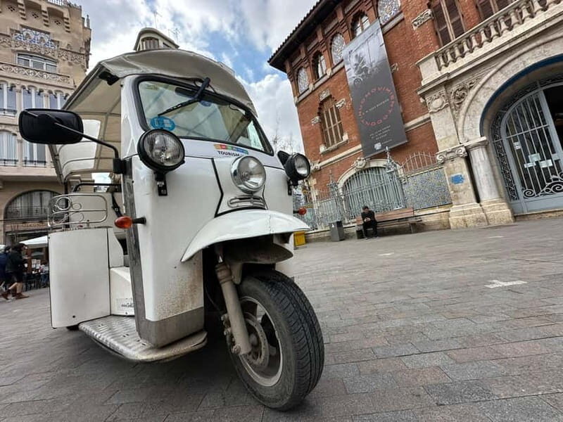 Valencia: Visit the Historic Center of Valencia by Tuk Tuk - FAQs