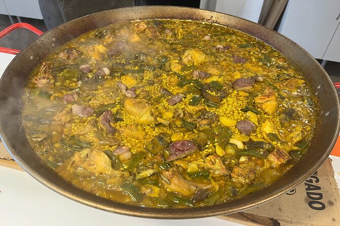 valencian-paella-class-with-welcome-drinks-and-tapas