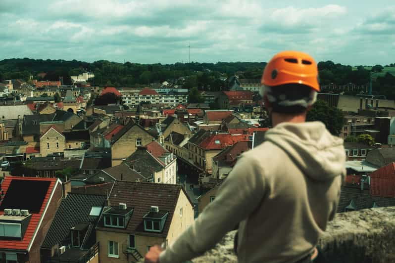 valkenburg-cave-climbing-tour
