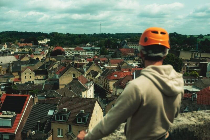 valkenburg-cave-climbing-tour