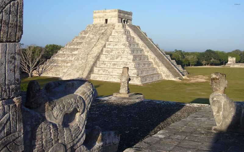VALLADOLID - CHICHÉN ITZÁ - CENOTES TOUR - The Transport and Guide: Highlights and Considerations