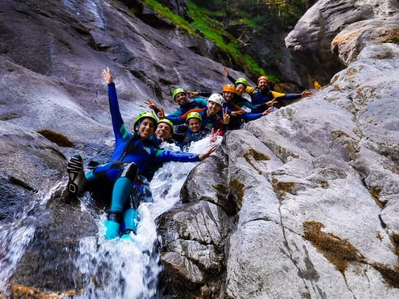 Valle DAosta: Adrenaline Canyoning tour in Chalamy torrent - Key Points