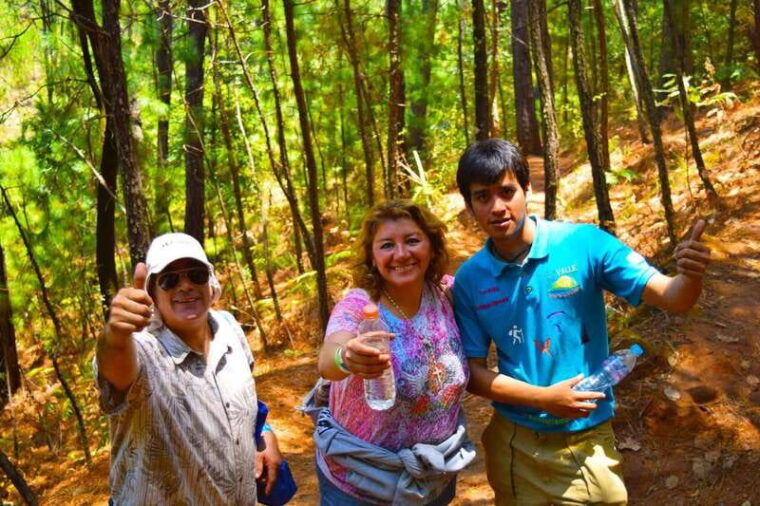 valle-de-bravo-forest-hiking-adventure