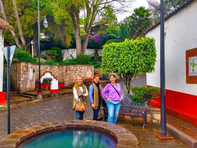 valle-de-bravo-half-day-guided-city-tour-by-van