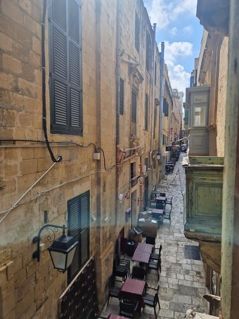 valletta-private-walking-tour-with-local-guide