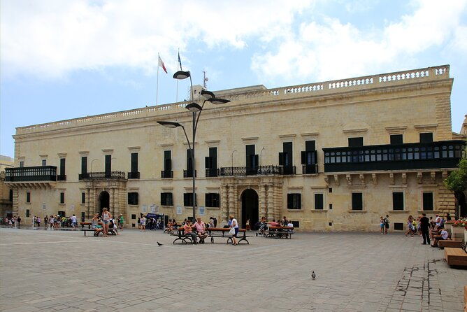 valletta-walking-tour-in-a-small-group