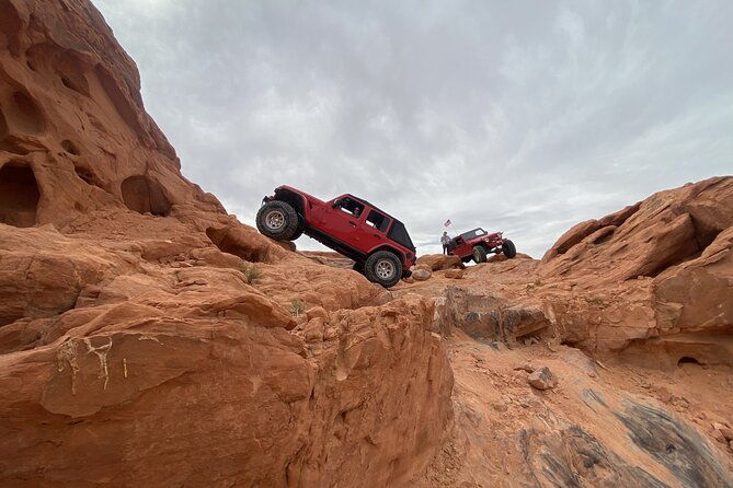 valley-of-fire-best-off-road-jeep-tour-with-lunch-2