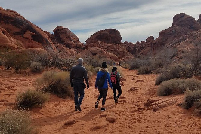 valley-of-fire-hike-from-las-vegas