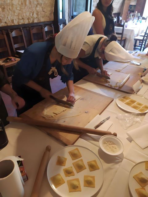 valnerina-pasta-cooking-class-in-a-12th-century-location
