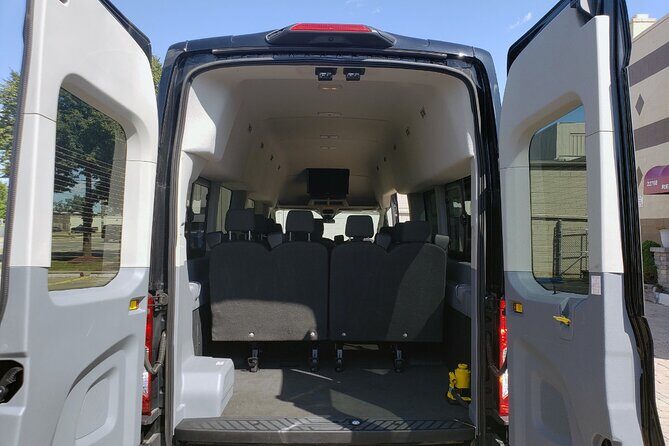 VAN Mia Airport or Hotels to Miami Port or Hotels Up to 14pax - Frequently Asked Questions