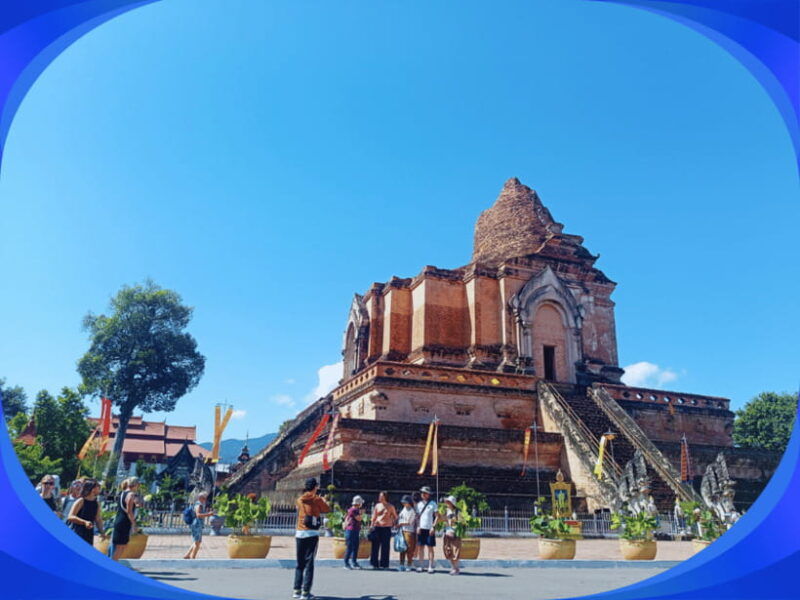 van-rental-for-a-1-day-chiang-mai-city-tour