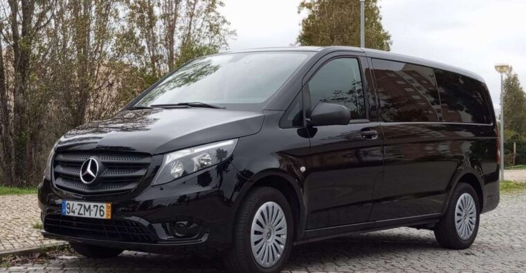 van-tour-covering-lisbon-highlights-and-cascaissintra