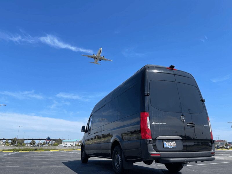 Vancouver: Airport (YVR) to Seattle Downtown (Cruise) - Why Consider This Private Shuttle?